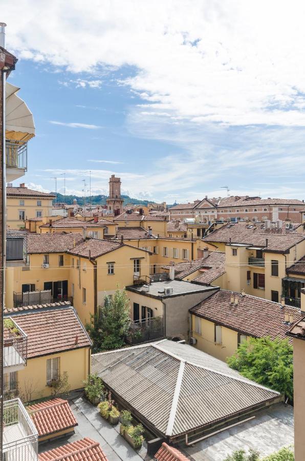 Inner Bo, Terrazzino Vista Tetti In Centro Storico Bologna Kültér fotó